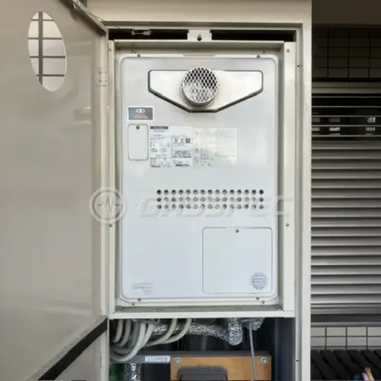 施工前の暖房熱源機（GTH-2434SAWX6H-T）
