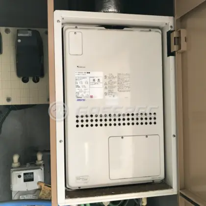 施工前の暖房熱源機（GTH-2413AWXH-H）