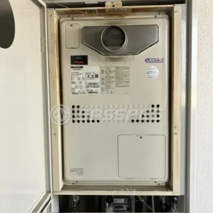 施工前の暖房熱源機（GTH-C2437AWX6H-T）
