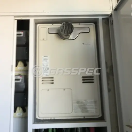 交換前の暖房熱源機（リンナイ RUFH-V2403AT2-3）