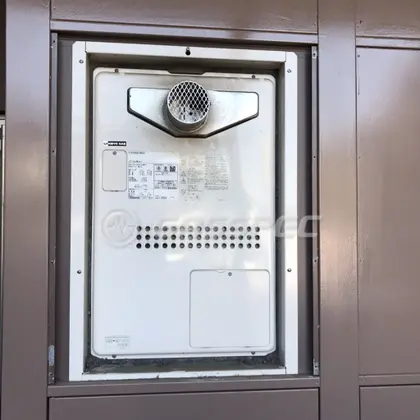 施工前の暖房熱源機（GTH-2434AWX3H-T）