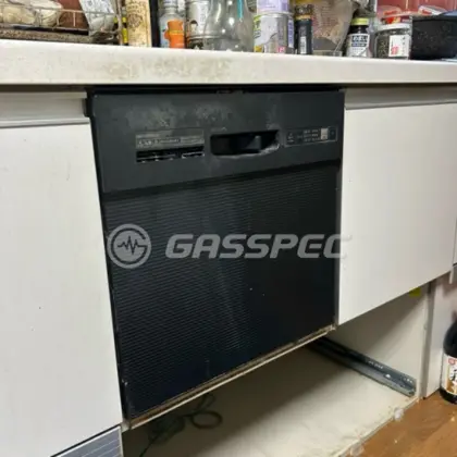 施工前のビルトイン食洗機（ZWPP45R09ADK）