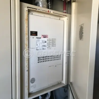 施工前の暖房熱源機（GTH-2434SAWX6H-H）