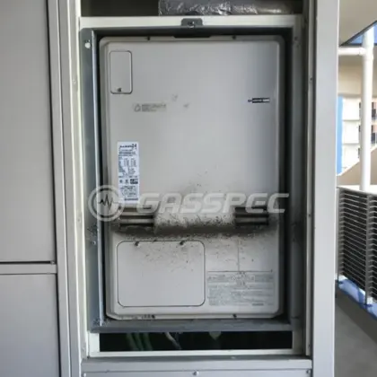施工前の暖房熱源機（RUFH-K2400SAU2-6）