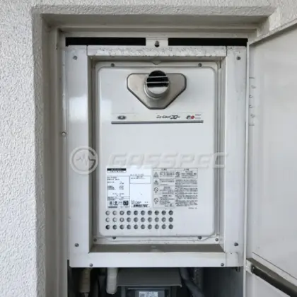 施工前の給湯器（YV1658RT）