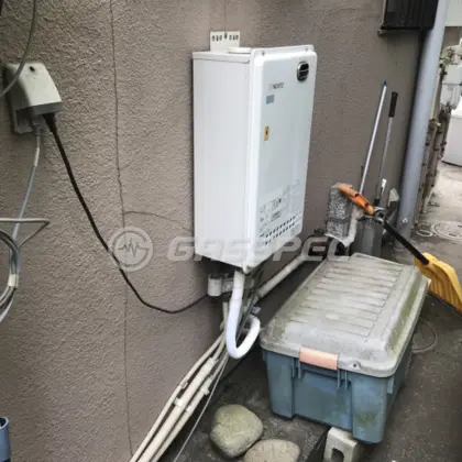 施工前の暖房熱源機（GH-600W2H）