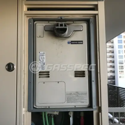 施工前の暖房熱源機（RUFH-V2403SAA2-3）