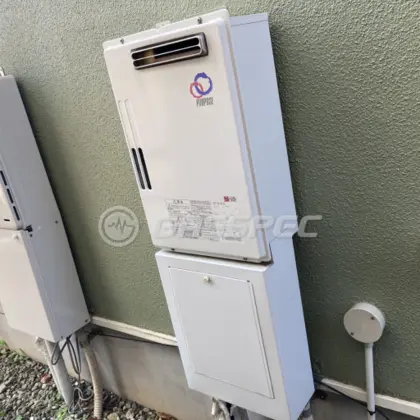 施工前の給湯器（GS-164W-1E）