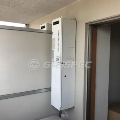 施工前の給湯器（RUF-VS1611SAW）