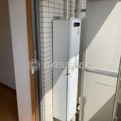 施工前の給湯器（RUX-VS1616W）