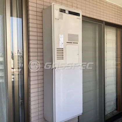 施工前の暖房熱源機（RUFH-V2400AW2-6）