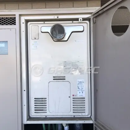 施工前の暖房熱源機（RUFH-2405AT2-3）
