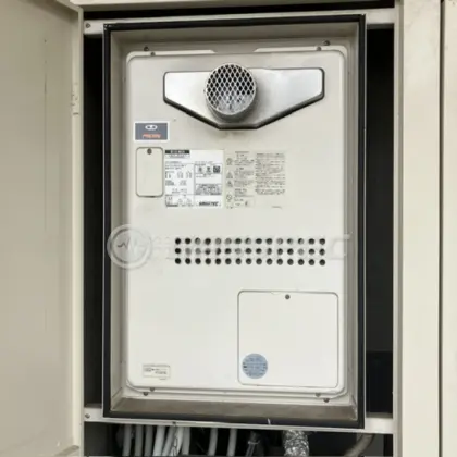 施工前の暖房熱源機（GTH-2434AWX6H-T）