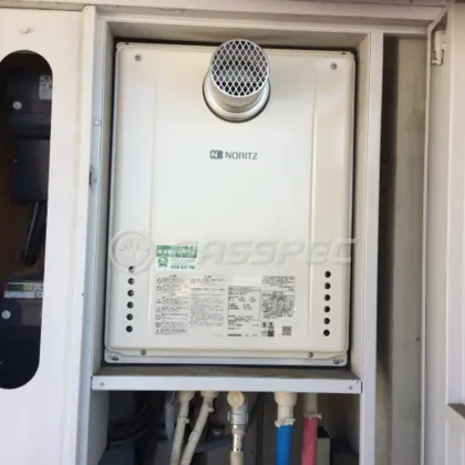 施工後の給湯器（ノーリツ GT-2460SAWX-T-1 BL）