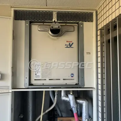 施工前の給湯器（RUF-V2401SAA）