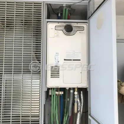 施工前の暖房熱源機（RUFH-V2400SAT2-6）