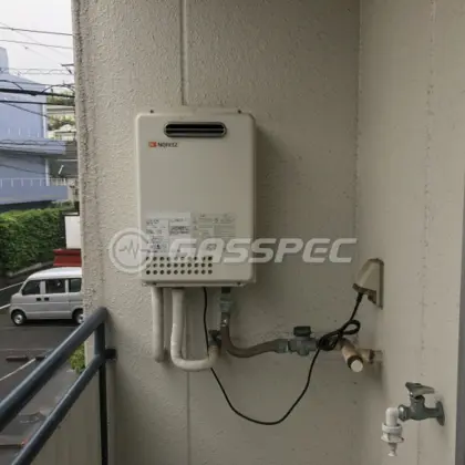 施工前の給湯器（GQ-1637WE）
