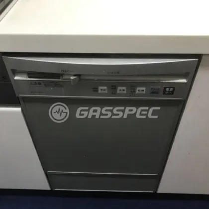 施工前のビルトイン食洗機（NP-P45D1S1AA）