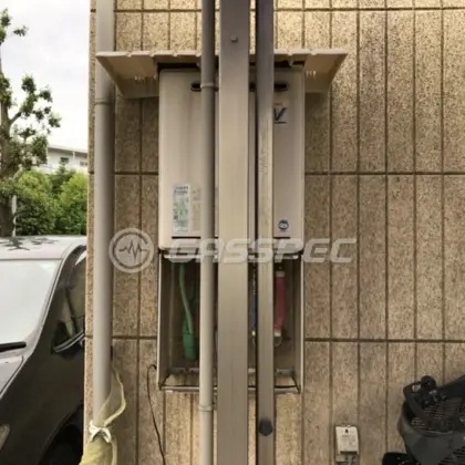施工前の給湯器（RUF-A2400SAW）