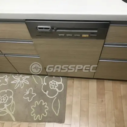 施工前のビルトイン食洗機（NP-P45VD2W）