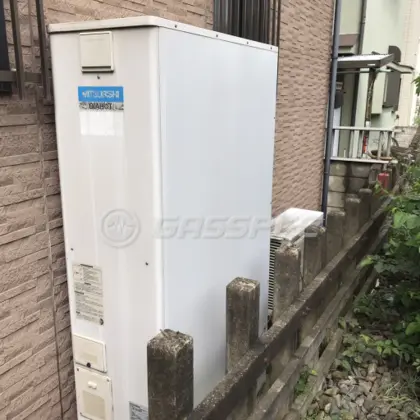 施工前のエコキュート（SRT-HPT37WZ4）