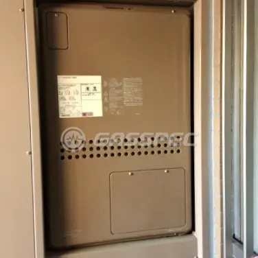施工前の暖房熱源機（GTH-2413AWXH-H）