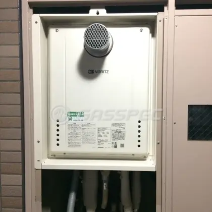 施工後の給湯器（ノーリツ GT-2460SAWX-T-1 BL）