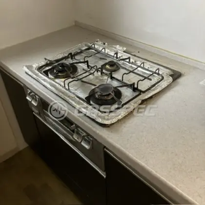 施工前のビルトインガスコンロ（DG3268NFSV）