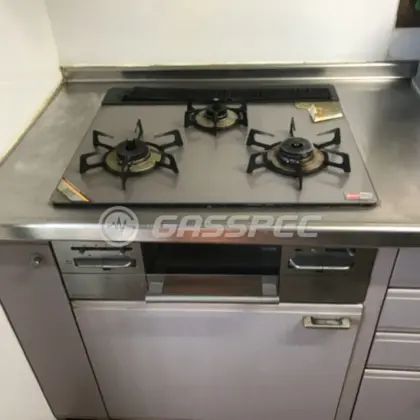 施工前のビルトインガスコンロ（RHB31W11GR-R）