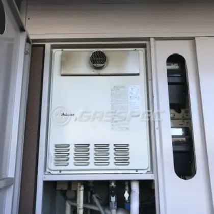 施工前の給湯器（FH-202AWD3）