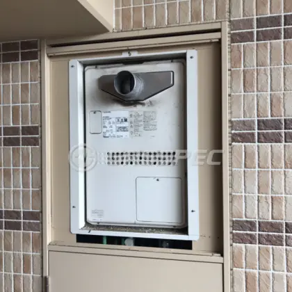 施工前の暖房熱源機（GTH-2434AWX6H-T）