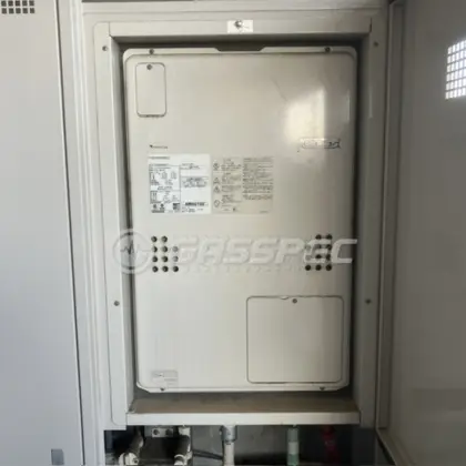 施工前の暖房熱源機（GTH-C2439AWX3H-H）