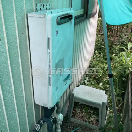 施工前の給湯器（GQ-166W）