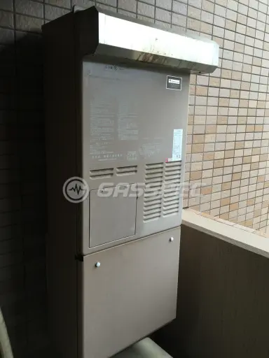 施工前の暖房熱源機（AT-4299ARSAW3Q-F）