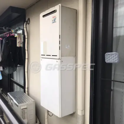施工前の給湯器（RUF-A2000SAW）