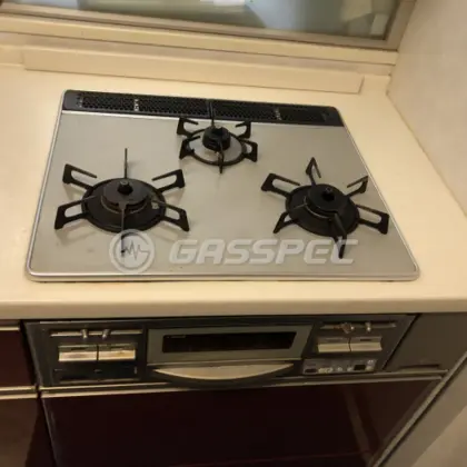 施工前のビルトインガスコンロ（RS38W3K2RSL）