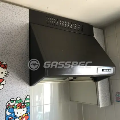 施工前のレンジフード（VL60）