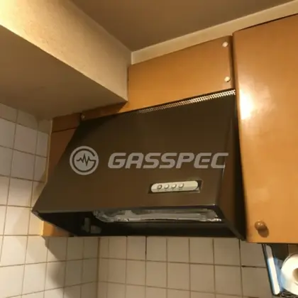 施工前のレンジフード