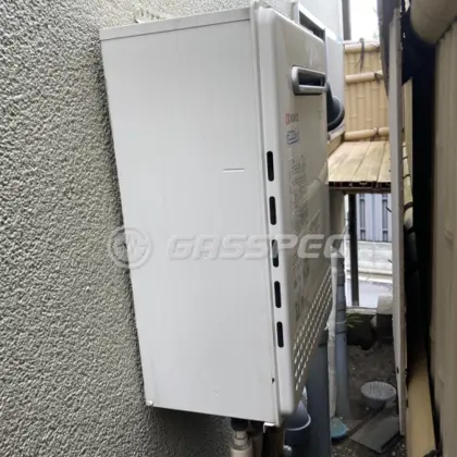 施工前の給湯器（GT-C2452SAWX）