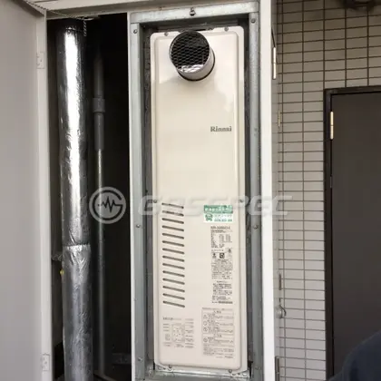 施工後の暖房熱源機（リンナイ RUFH-SA2400AT2-6）