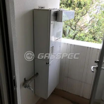 施工前の暖房熱源機（RUFH-V2400AA2-6）