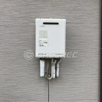 施工前の給湯器（GT-2428SAWX）