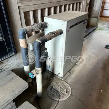 施工前の給湯器（OTQ-3101）