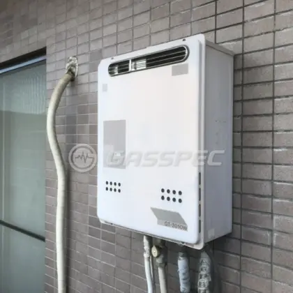 施工前の給湯器（GT-2010W）