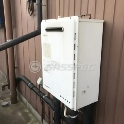 施工前の給湯器（GT-2450SAWX）