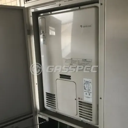 施工前の暖房熱源機（RUFH-2405AU2-3）