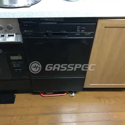 施工前のビルトイン食洗機（EKW-451）