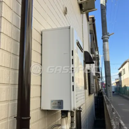 施工前の給湯器（GT-C2452SAWX）