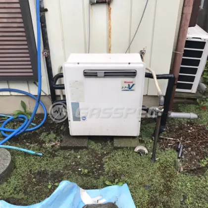 施工前の給湯器（RFS-V2405SA）