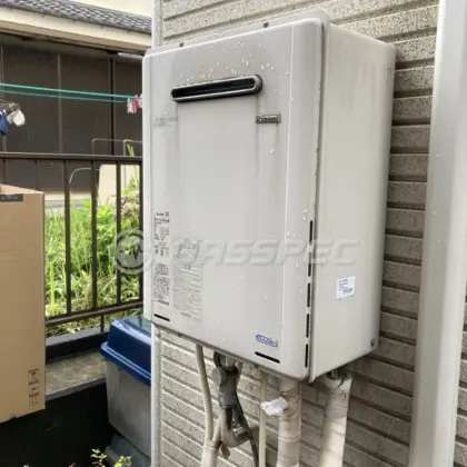 施工前の給湯器（RUF-K200SAW）